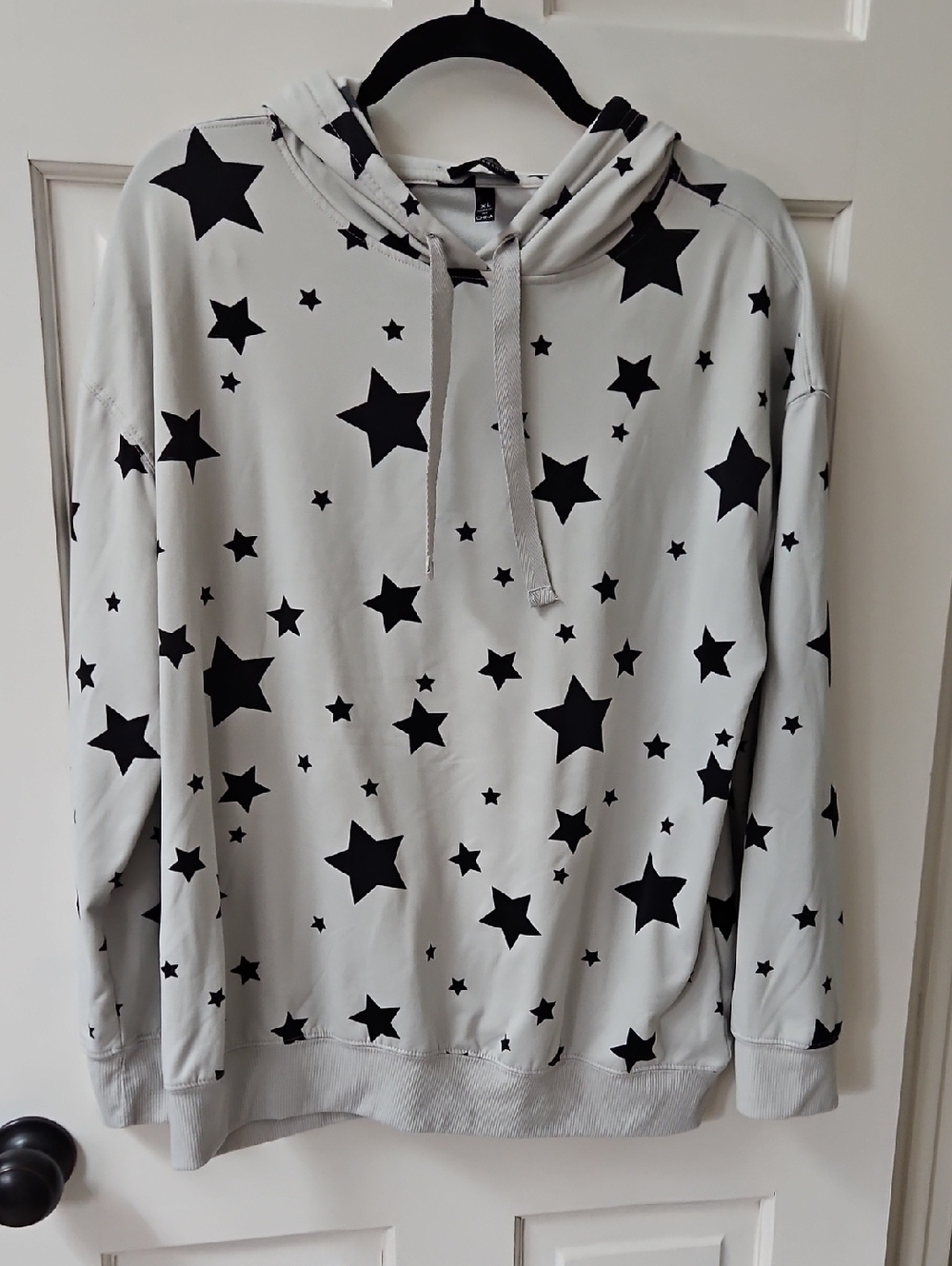 Women's Star Print Hoodie Sweatshirt - Light Gray/Black